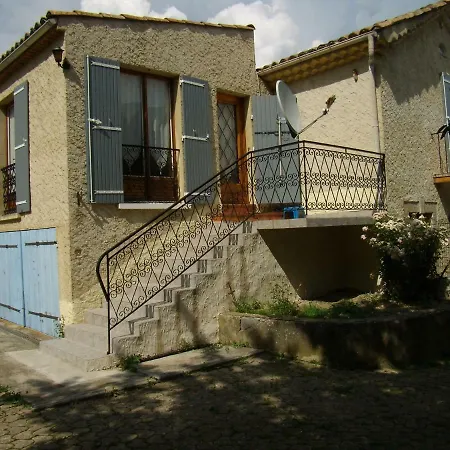 Comme Chez Vous *